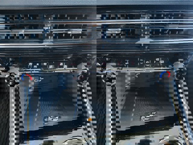 New 2026 Chevrolet Traverse RS w/ LPO, Floor Liner Package image 22