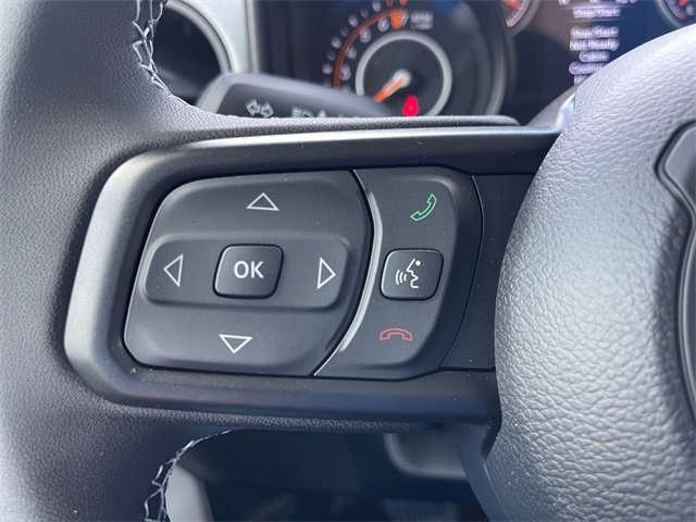 New 2025 Jeep Gladiator Sport image 21