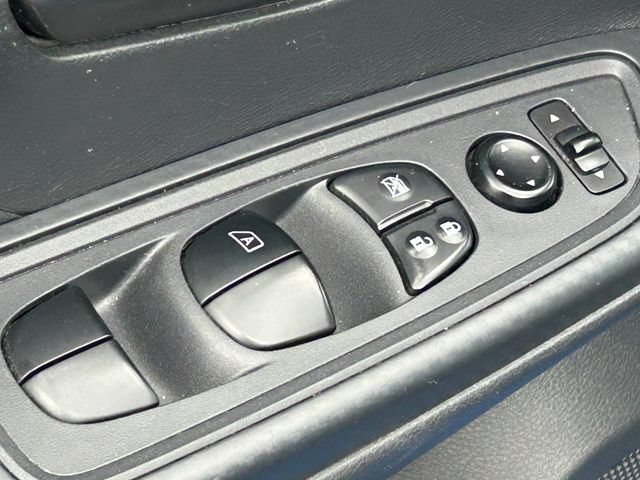 Used 2024 Nissan Versa S w/ Trunk Package FWD image 25