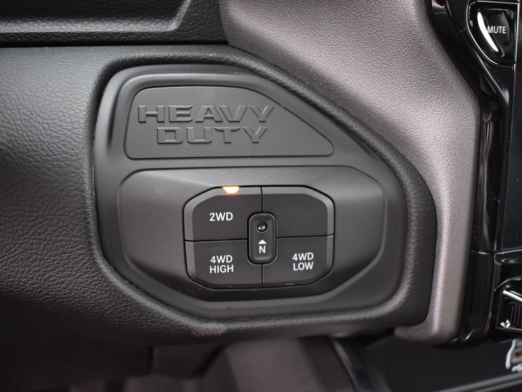 New 2026 RAM 3500 Laramie AWD/4WD image 16