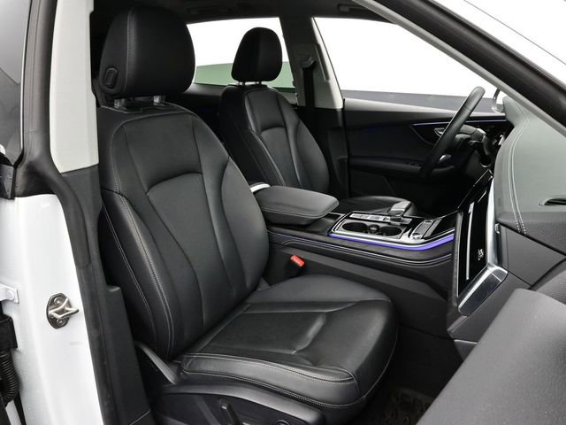 Used 2023 Audi Q8 Premium Plus image 17