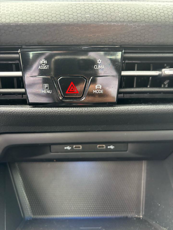 Used 2022 Volkswagen GTI S FWD image 17