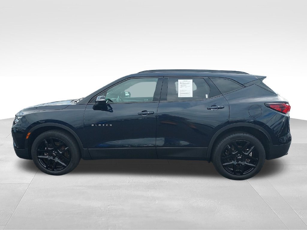 Used 2020 Chevrolet Blazer LT FWD image 2