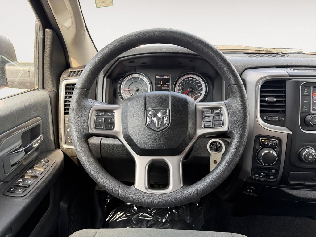 Used 2022 RAM 1500 Classic SLT AWD/4WD image 13