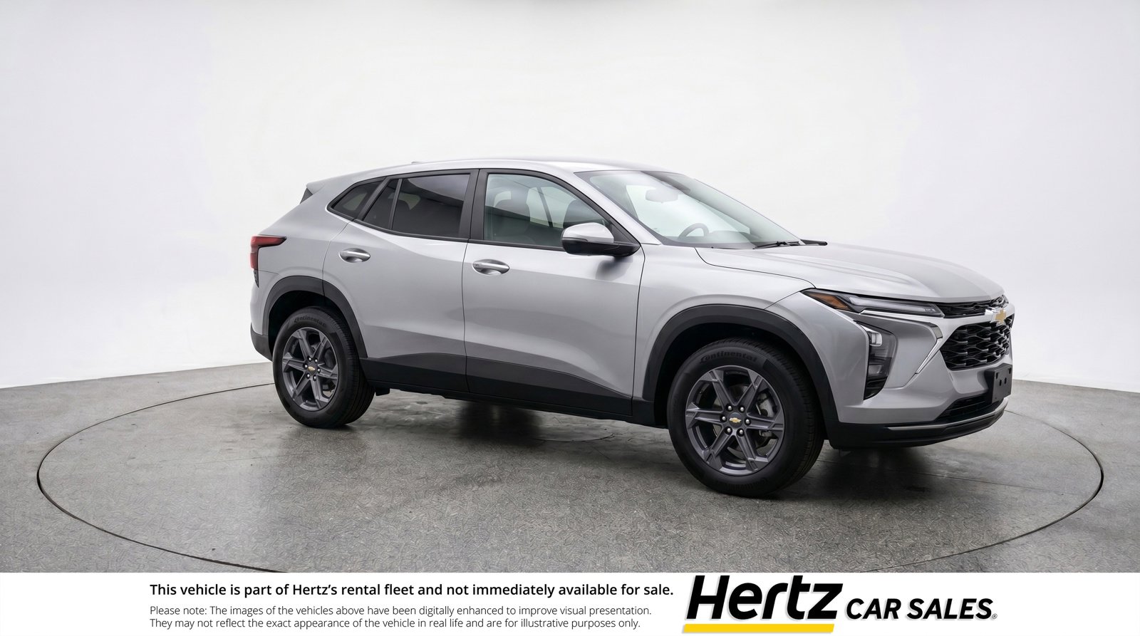 Used 2025 Chevrolet Blazer LT FWD image 1