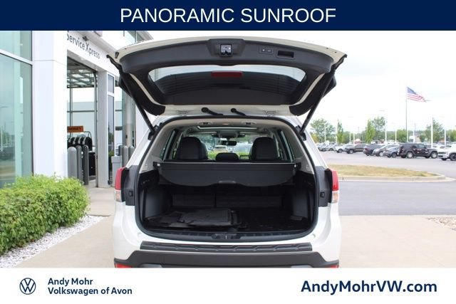 Used 2023 Subaru Forester Limited w/ Popular Package #2 AWD/4WD image 9