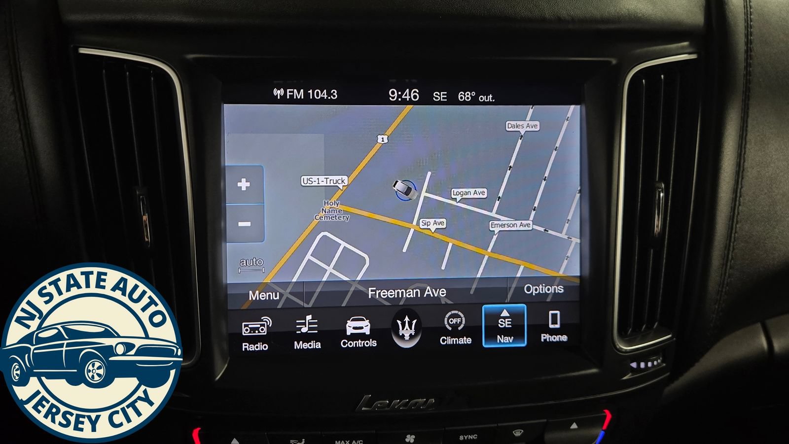 Used 2018 Maserati Levante S GranSport AWD/4WD image 16
