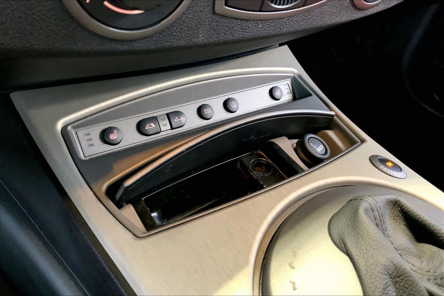 Used 2004 BMW Z4 3.0i RWD image 35