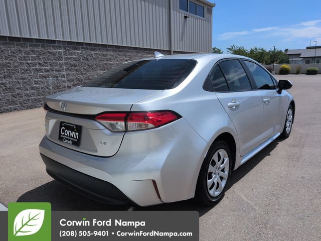 Used 2024 Toyota Corolla LE FWD image 3