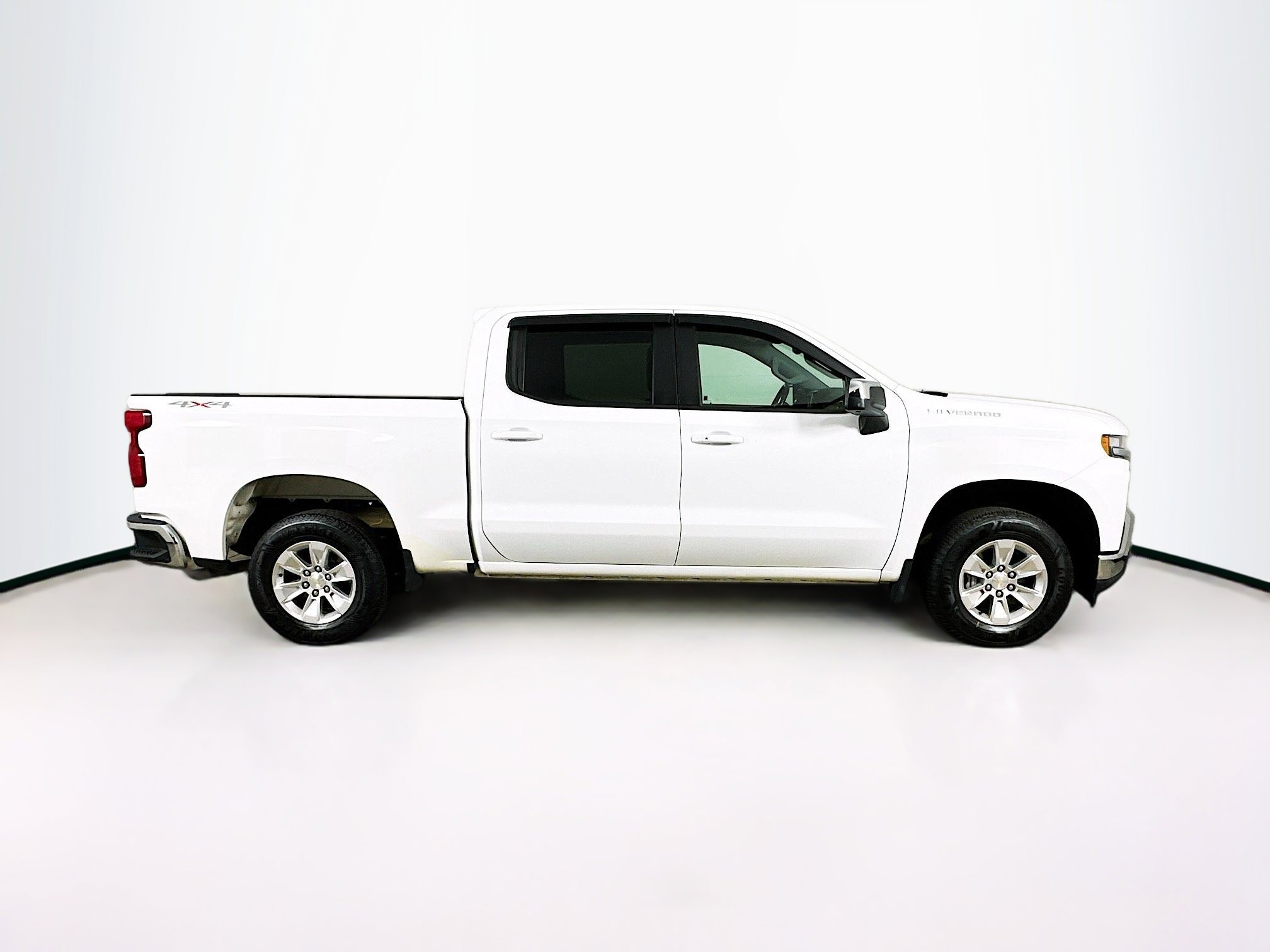 Used 2021 Chevrolet Silverado 1500 LT image 10