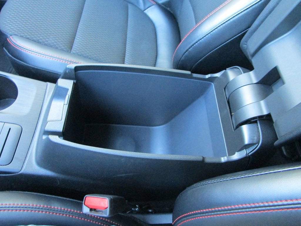 Used 2025 Ford Escape ST-Line FWD image 37