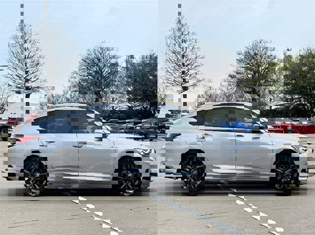 Used 2023 Acura Integra A-Spec image 3