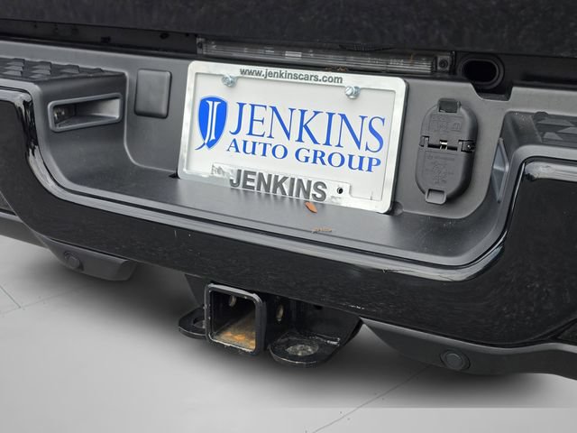 Certified 2024 RAM 3500 Big Horn w/ Night Edition AWD/4WD image 17