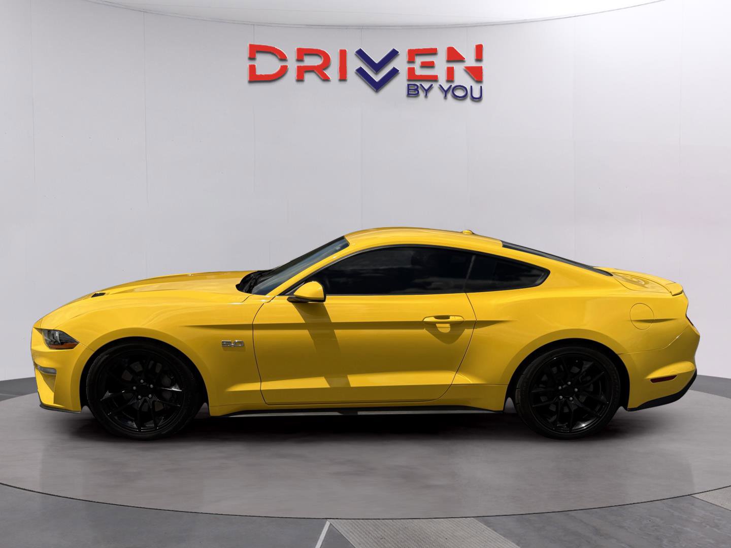 Used 2018 Ford Mustang GT w/ Equipment Group 301A RWD image 2