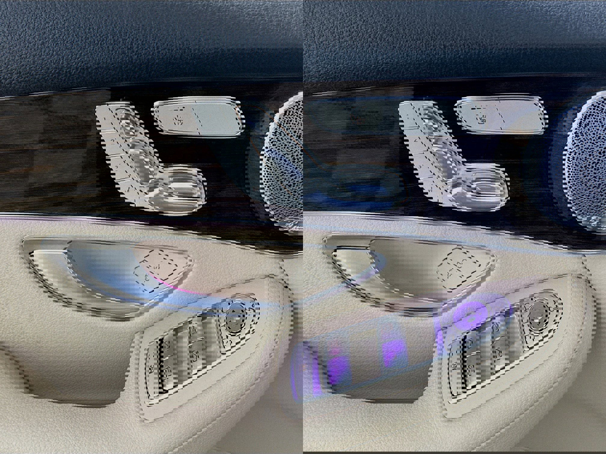 Used 2020 Mercedes-Benz GLC 300 4MATIC w/Navigation,Leather,Du image 22