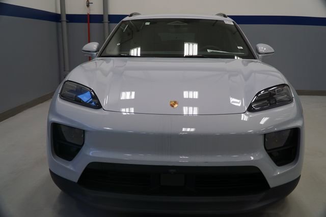 New 2026 Porsche Macan 4 Electric AWD/4WD image 13