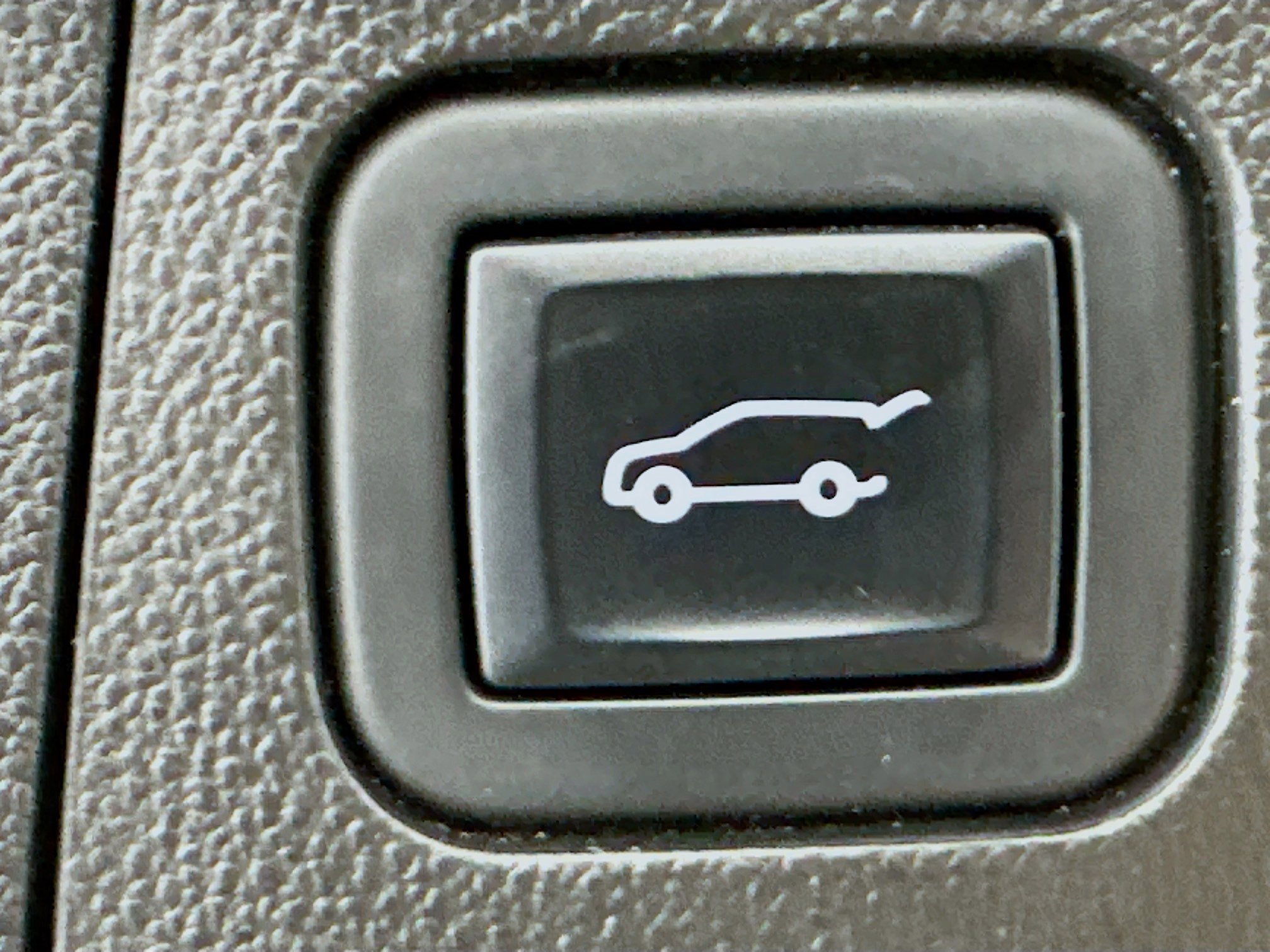 Used 2023 GMC Acadia SLT image 31