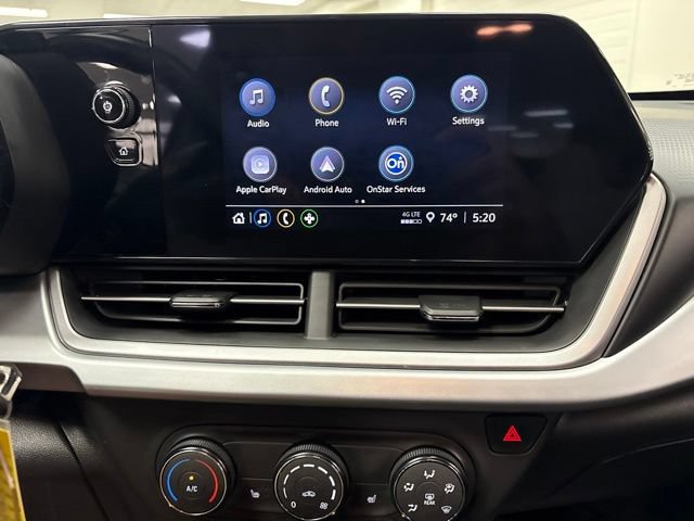 Used 2024 Chevrolet Trax RS w/ Driver Confidence Package FWD image 17