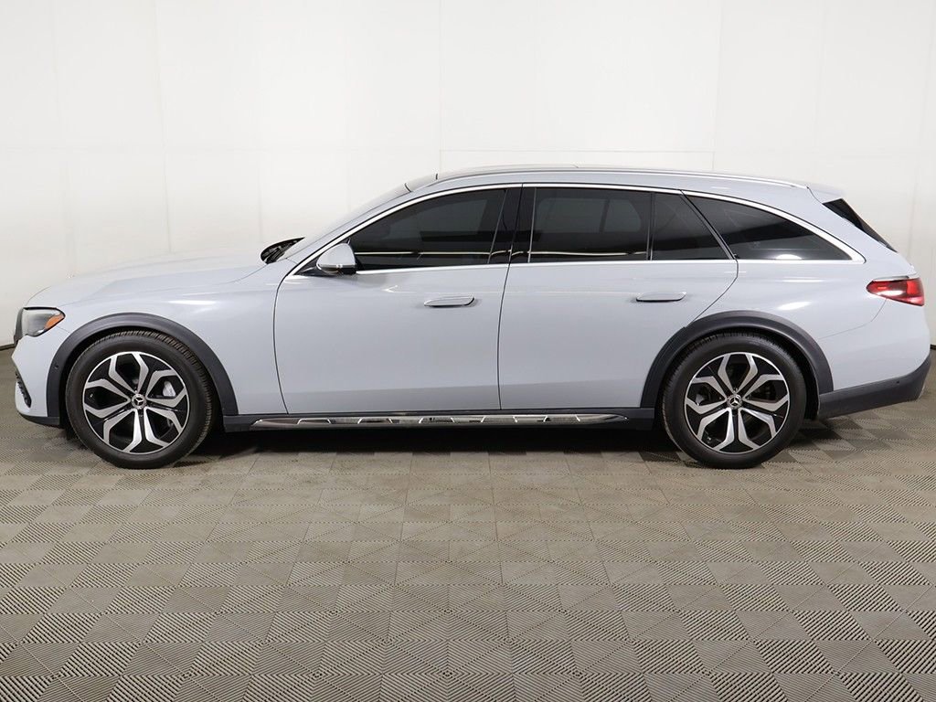 Used 2025 Mercedes-Benz E 450 4MATIC All-Terrain Wagon image 18