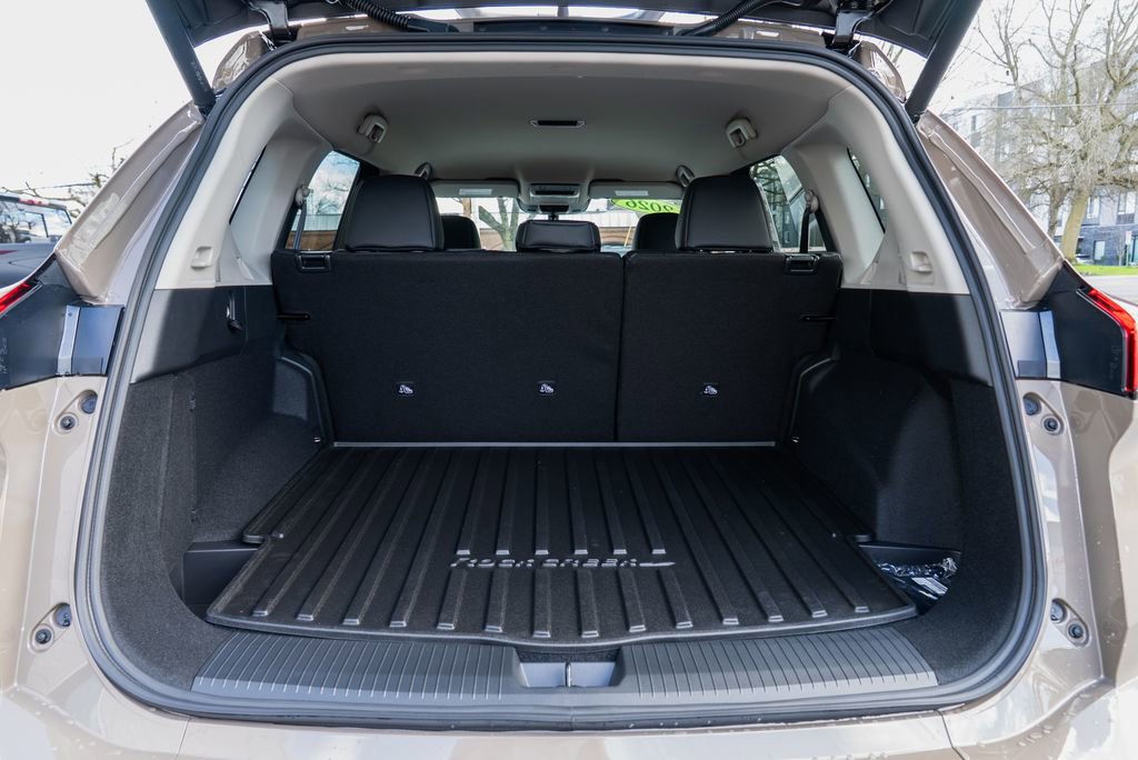 New 2026 Nissan Rogue SV image 8