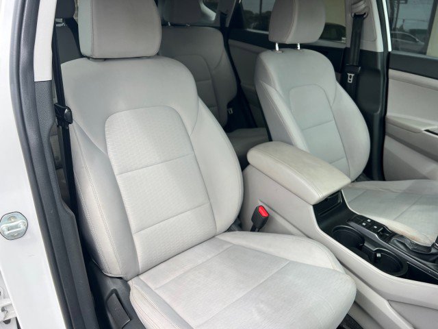 Used 2019 Hyundai Tucson SE image 25