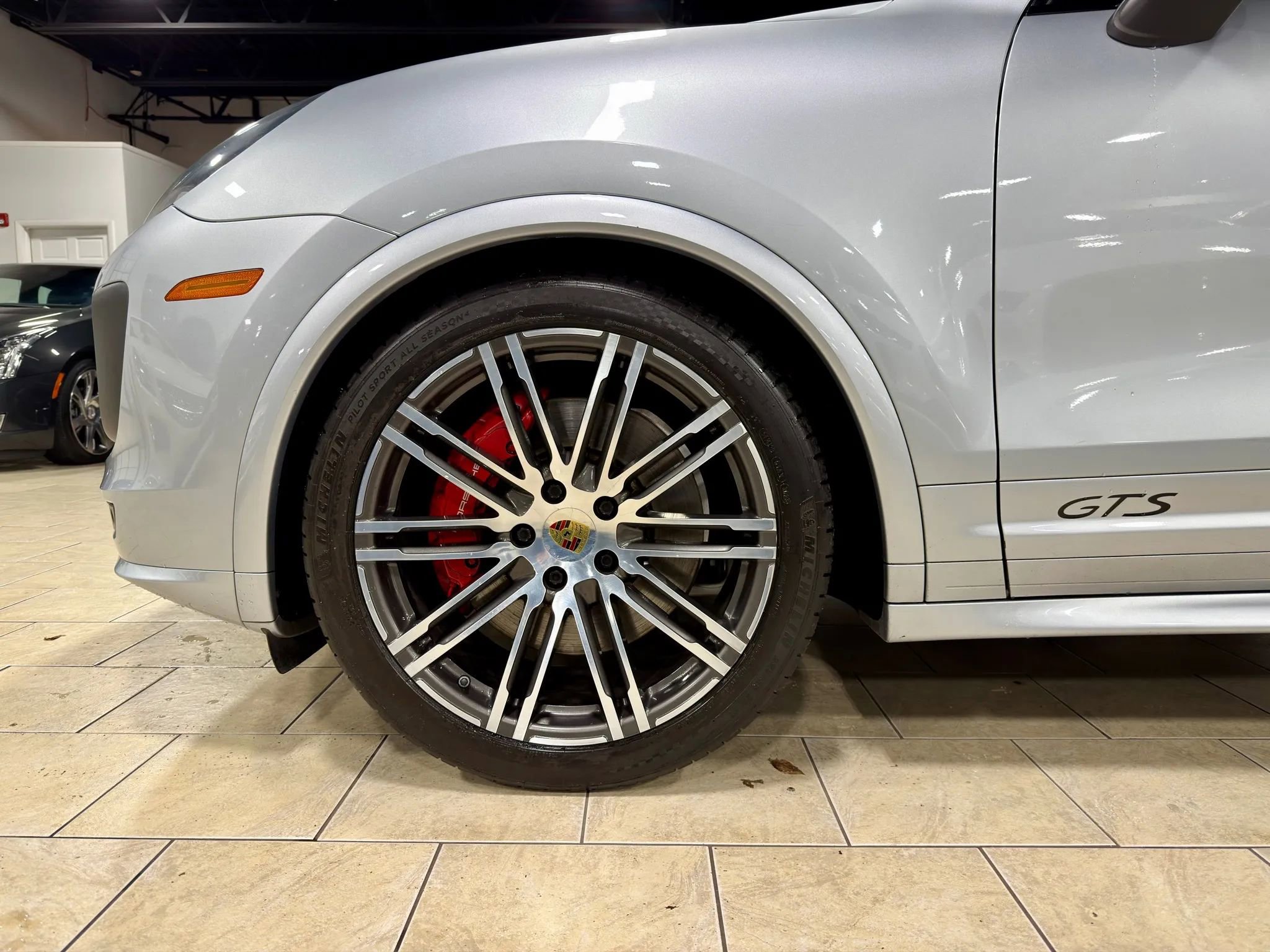 Used 2016 Porsche Cayenne GTS image 40