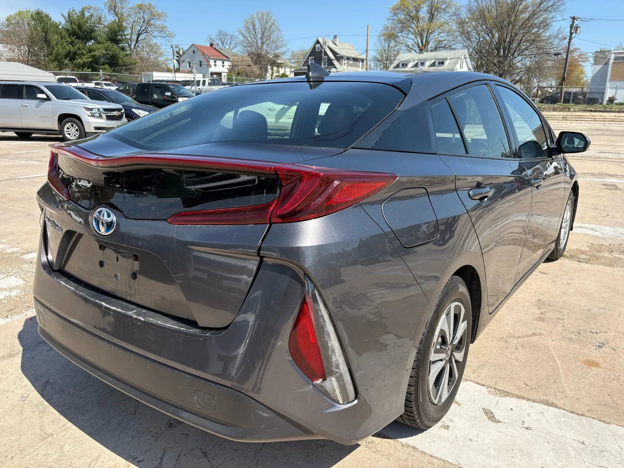 Used 2017 Toyota Prius Prime Plus w/ Carpet Mat Package image 8