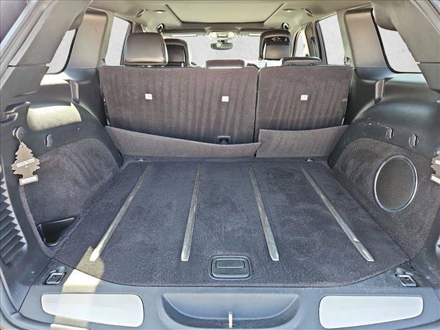 Used 2017 Jeep Grand Cherokee Overland RWD image 6