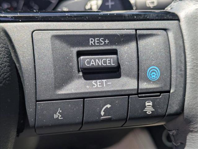 Used 2022 Nissan Rogue SL w/ SL Premium Package image 14