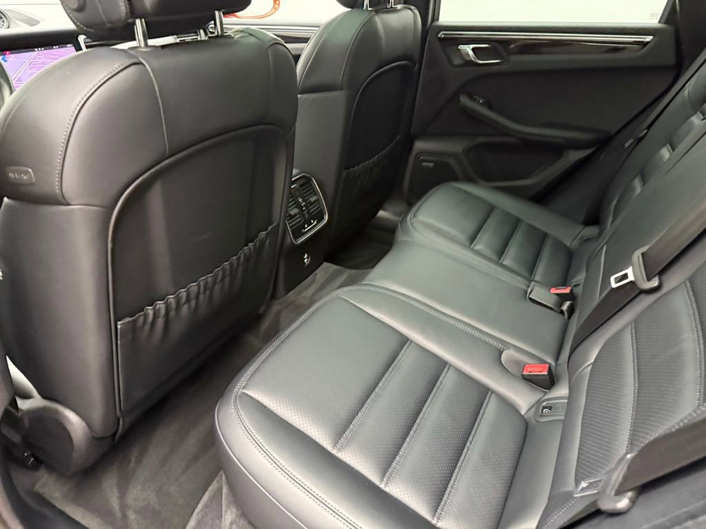Used 2024 Porsche Macan S image 25