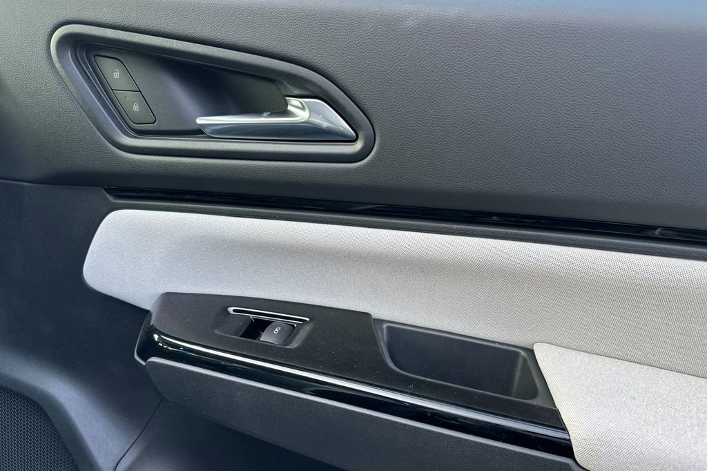 Used 2025 Honda Prologue EX image 20