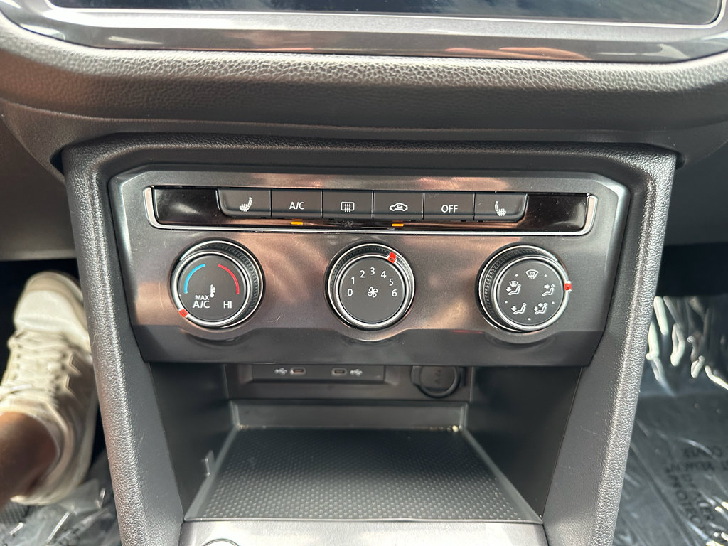 Used 2024 Volkswagen Tiguan Wolfsburg Edition image 14