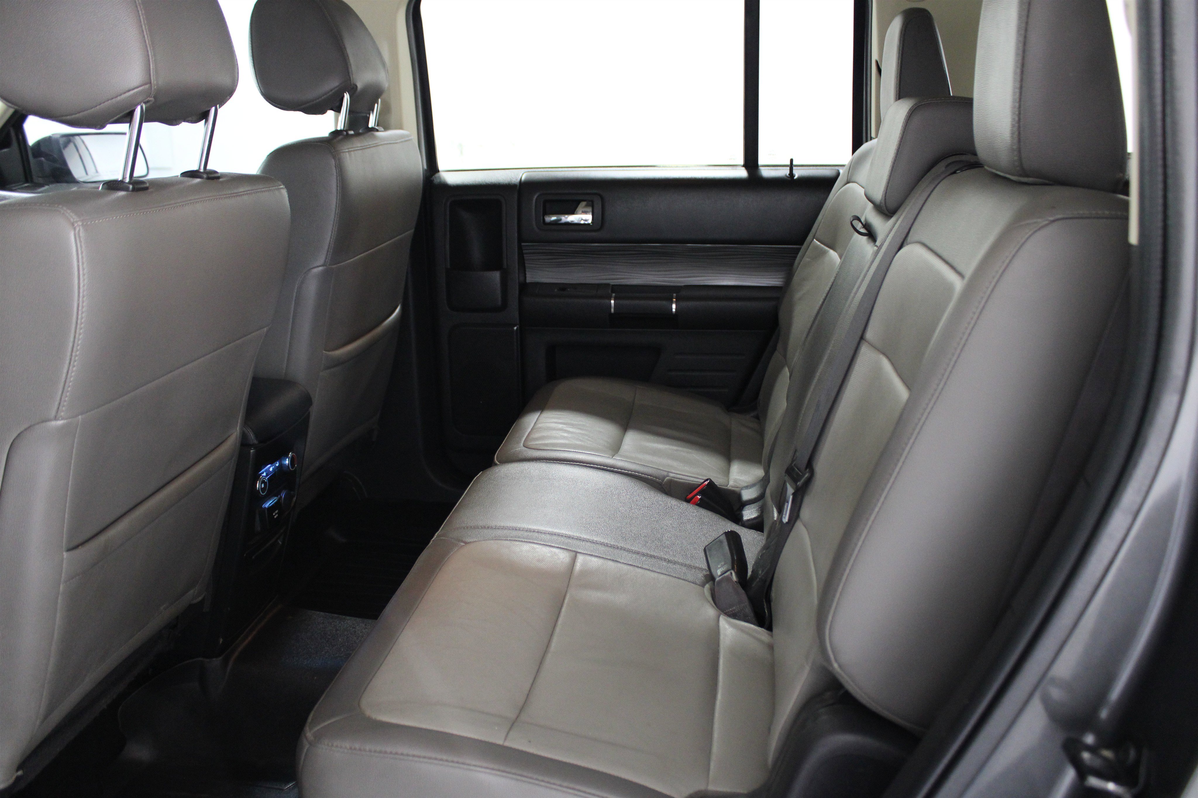 Used 2017 Ford Flex Limited w/ Limited Appearance Package image 20