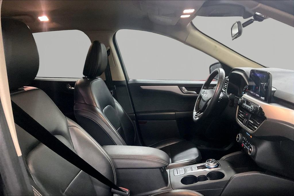 Used 2020 Ford Escape SEL image 31