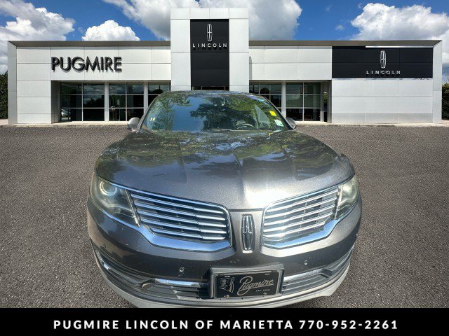 Used 2017 Lincoln MKX Reserve FWD image 2
