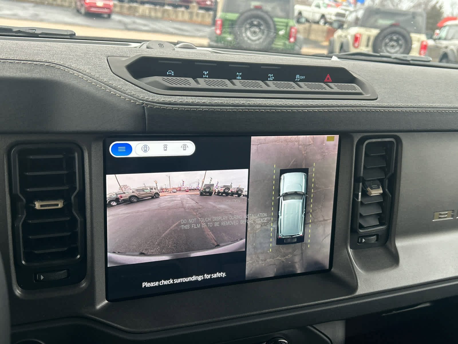 New 2025 Ford Bronco Badlands image 47