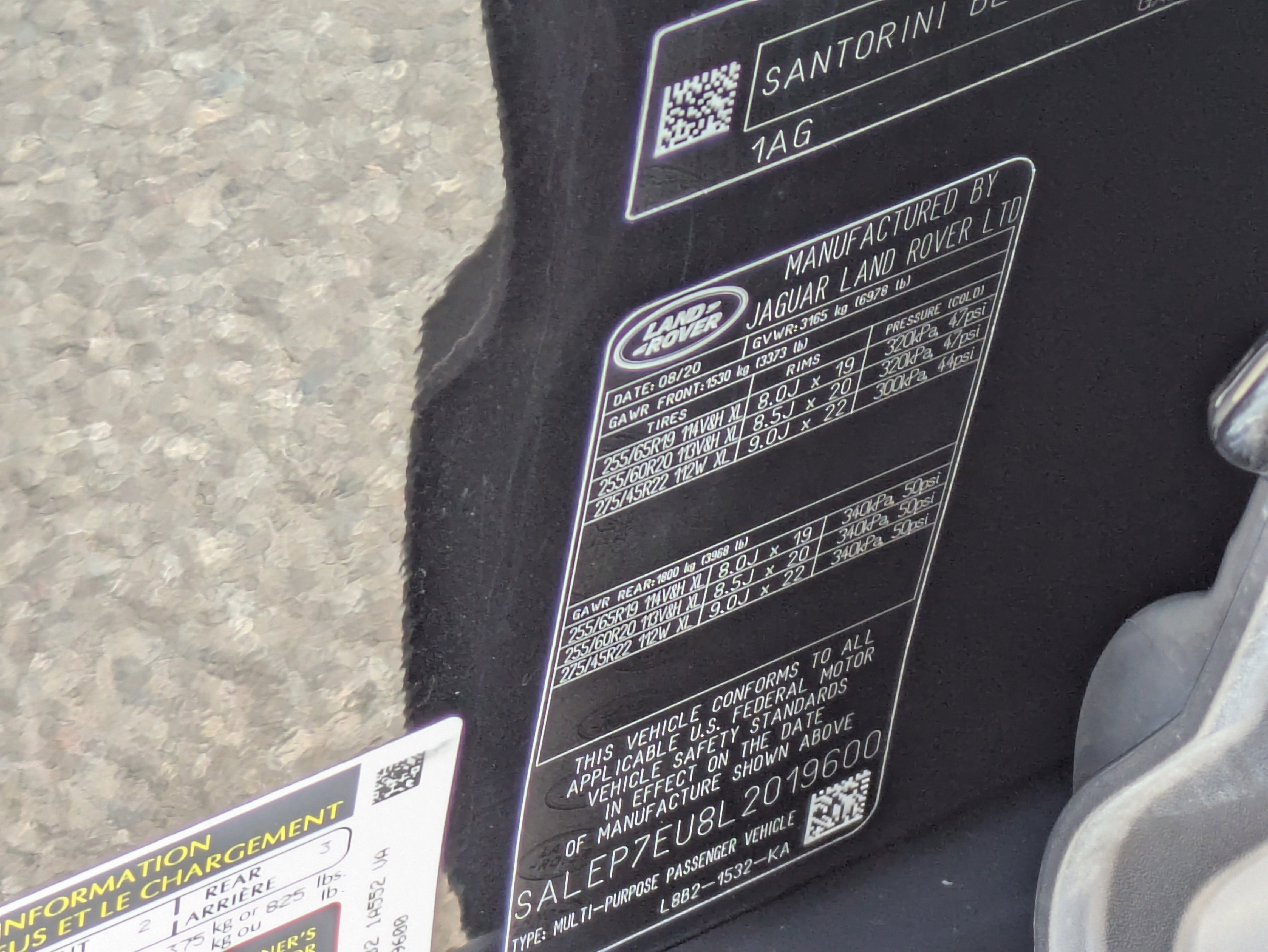 Used 2020 Land Rover Defender 110 SE image 32