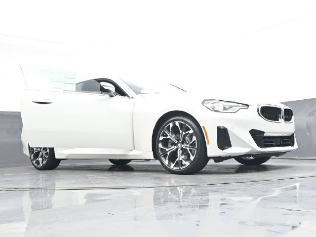 New 2026 BMW 230i xDrive Coupe w/ Premium Package AWD/4WD image 44