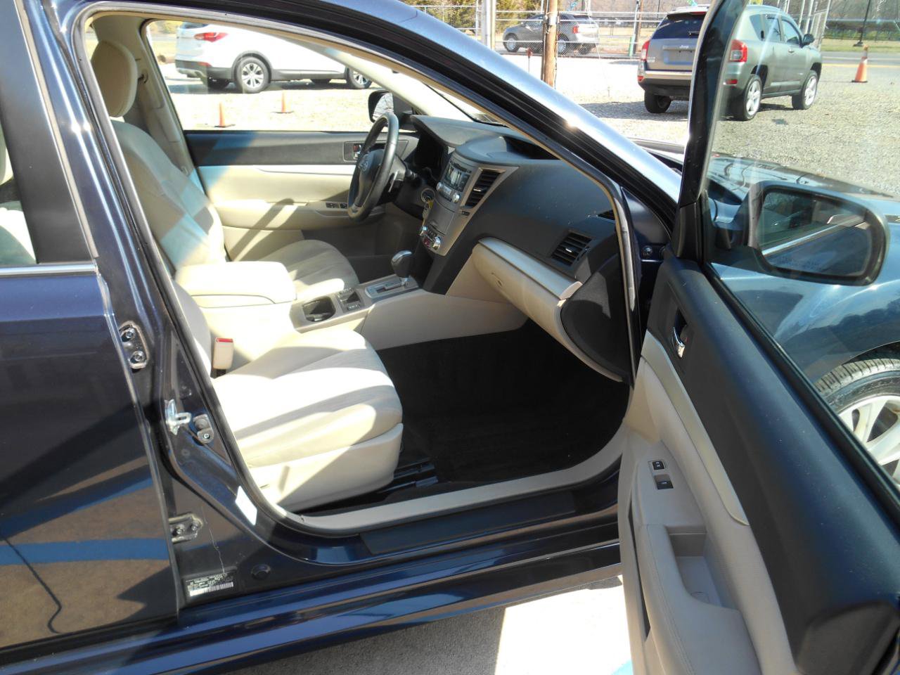 Used 2013 Subaru Legacy 2.5i Premium image 6