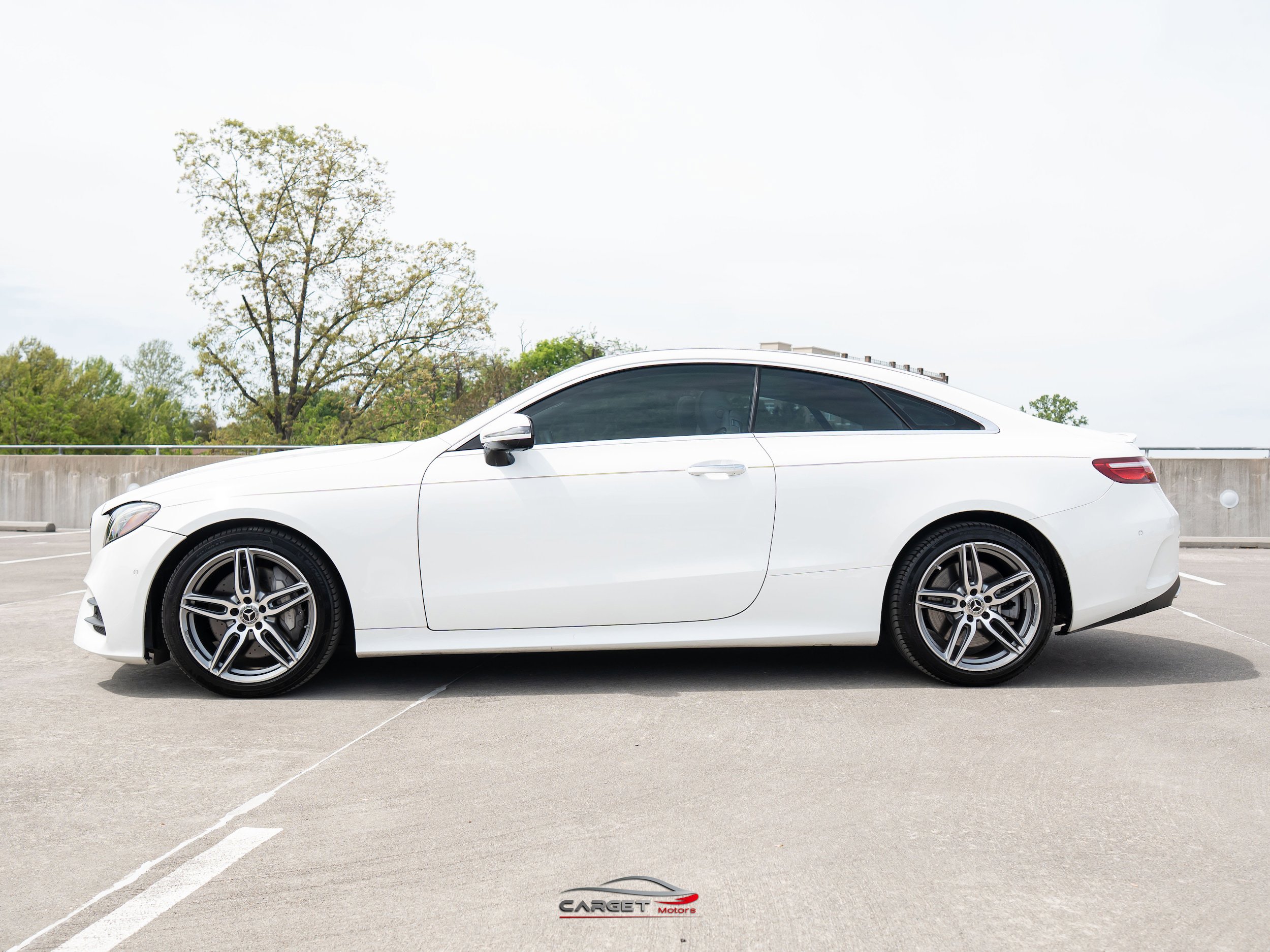 Used 2018 Mercedes-Benz E 400 Coupe image 4