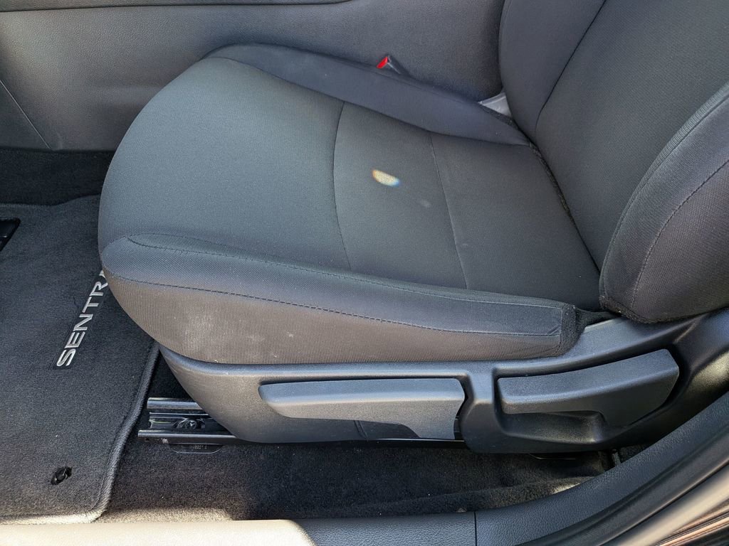 Used 2024 Nissan Sentra S FWD image 15