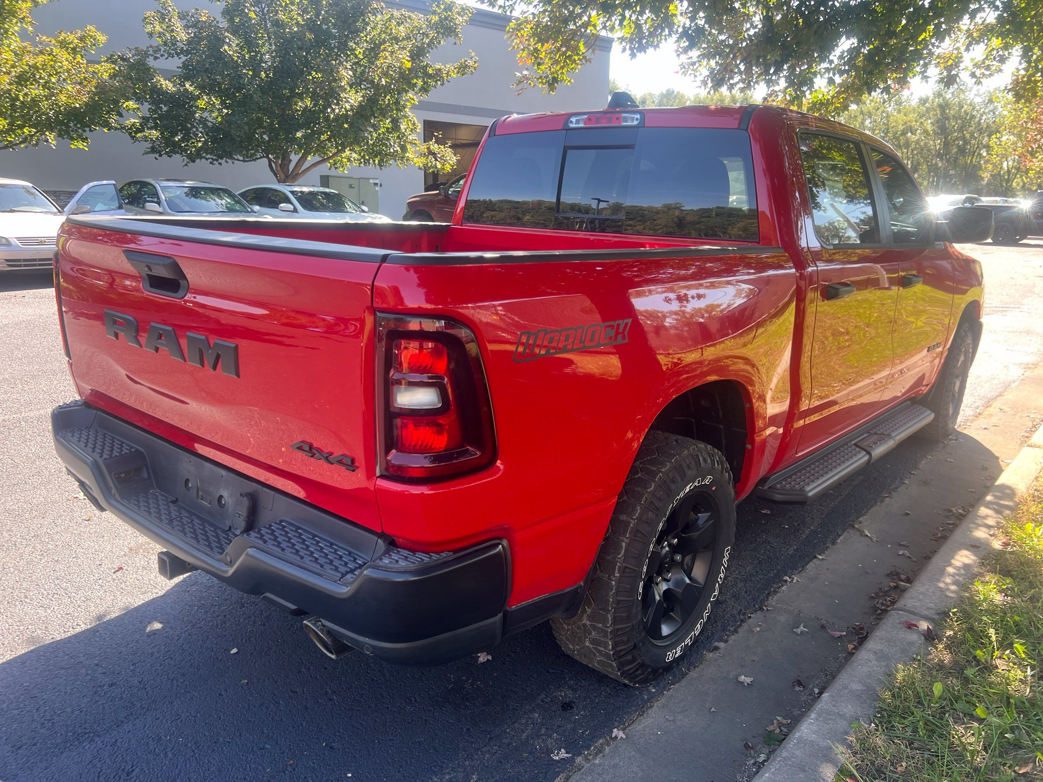Used 2025 RAM 1500 Warlock AWD/4WD image 7