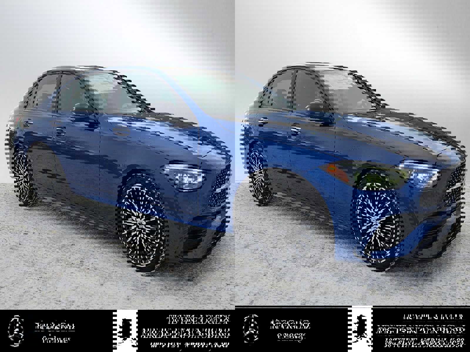 Used 2024 Mercedes-Benz C 300 4MATIC Sedan image 1