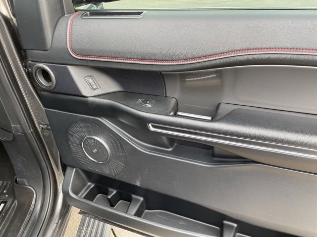 Used 2021 Ford Expedition Limited image 57