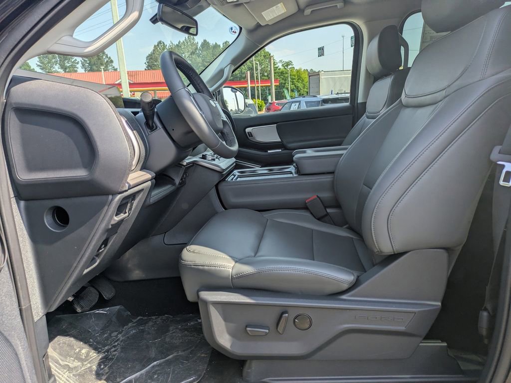 New 2026 Ford Expedition Max Active RWD image 22
