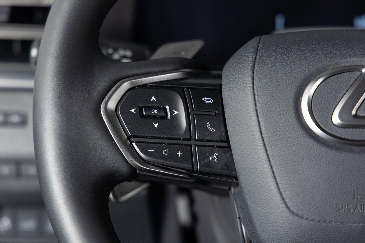 Used 2025 Lexus GX 550 image 32