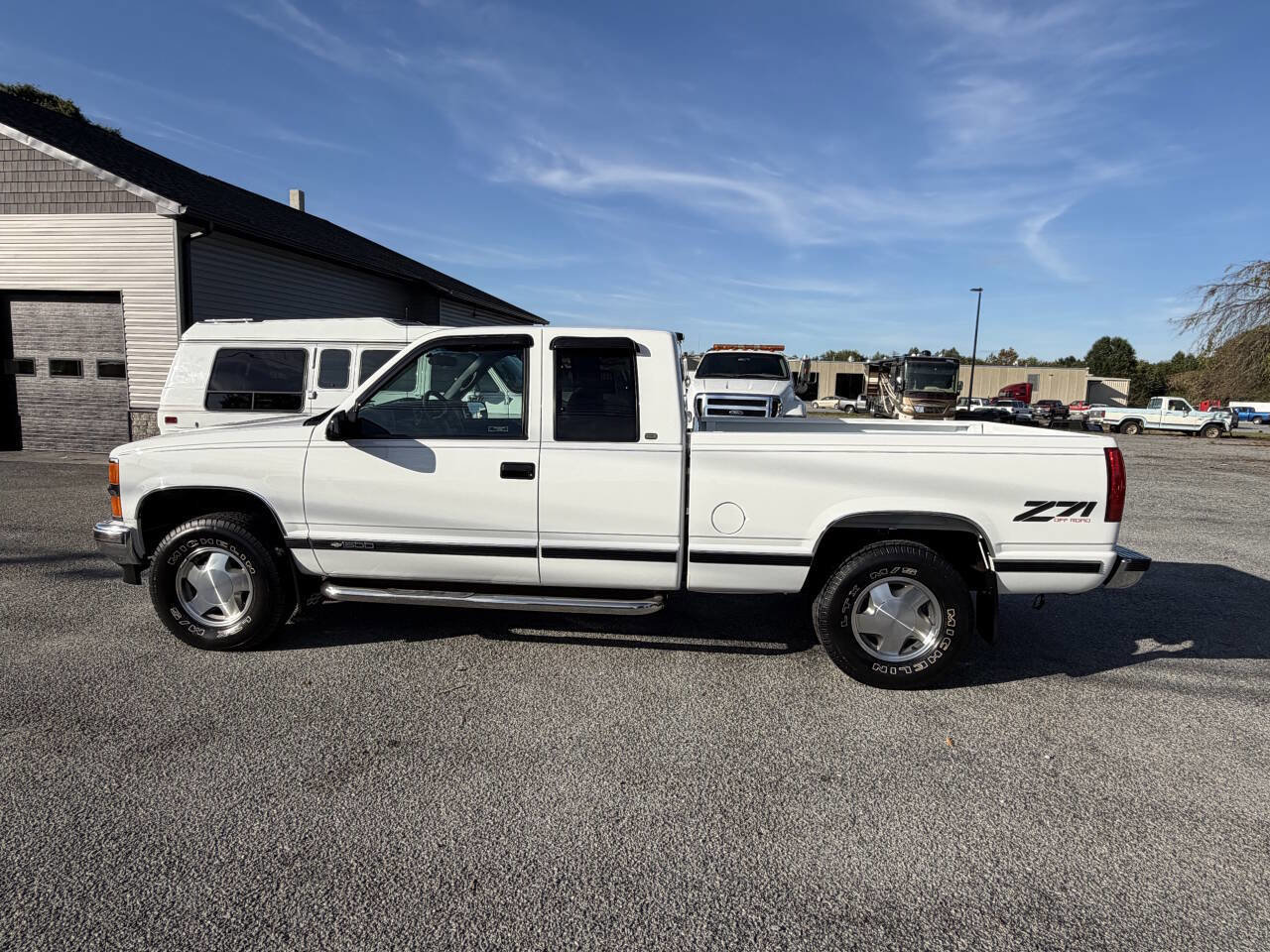Used 1998 Chevrolet Silverado 1500 4x4 Extended Cab w/ Preferred Equipment Group 2 image 1