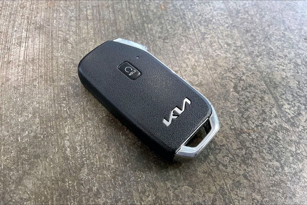 Used 2023 Kia Forte GT-Line w/ GT-Line Premium Package image 11