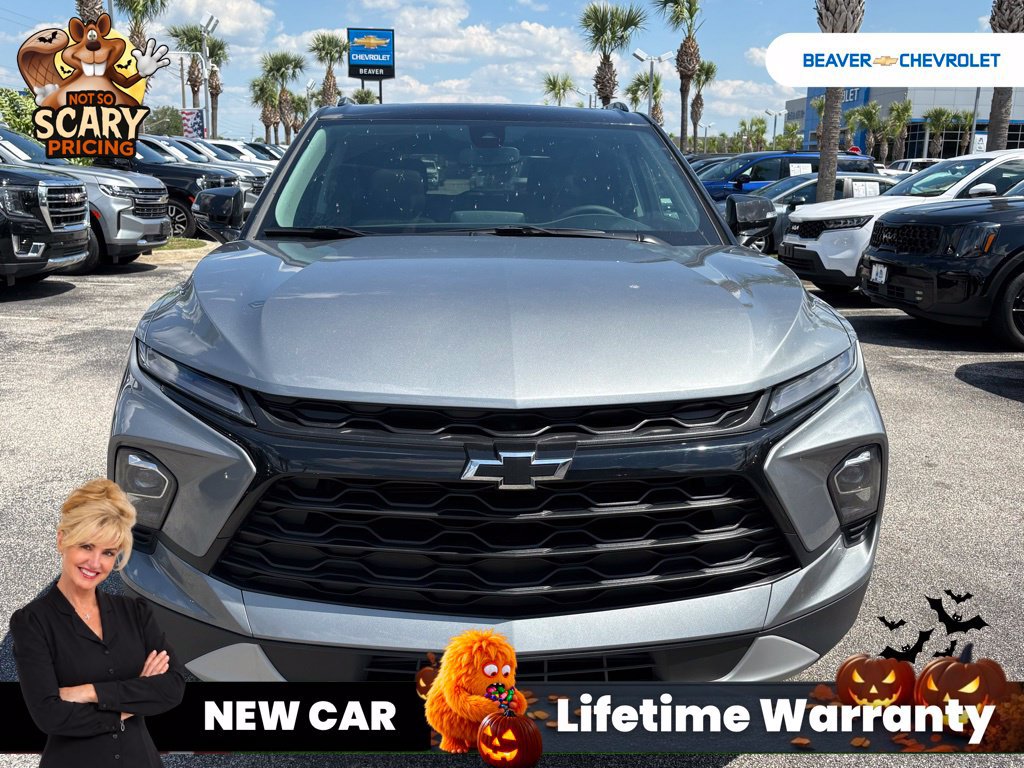 New 2025 Chevrolet Blazer LT w/ Midnight/Sport Edition AWD/4WD image 3