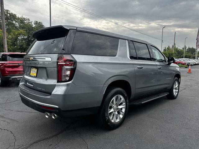 Used 2023 Chevrolet Suburban Premier w/ Advanced Technology Package AWD/4WD image 5
